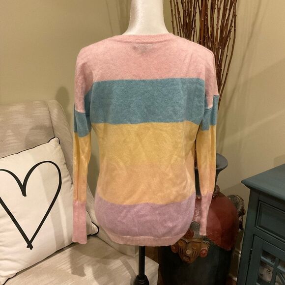 J.Crew Cashmere Blend Sweater 💗 - Picture 3 of 5